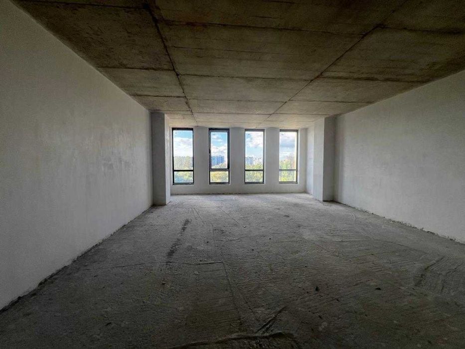 Продаж комерційного приміщення в Бізнес центрі Пікассо, 400м