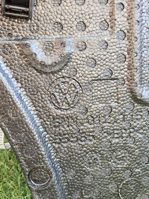 Оригінальний органайзер домкрат ключ Volkswagen Tiguan 2 Allspace Usa