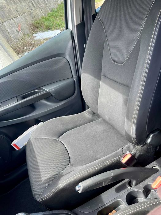 Vendo Renault Clio (2015) (98 000km)