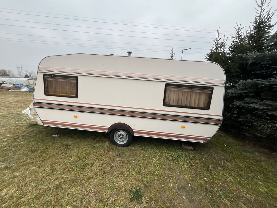 Sprzedam przyczepę kempingową