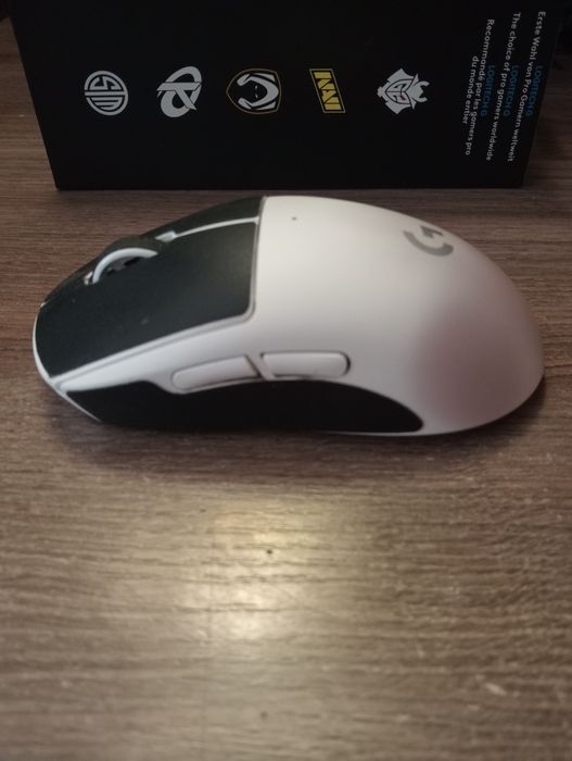 Logitech G Pro X Superlight Wireless White
Продам оригінальну ігрову м