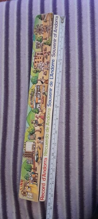 Caixas de fósforos grandes e peq