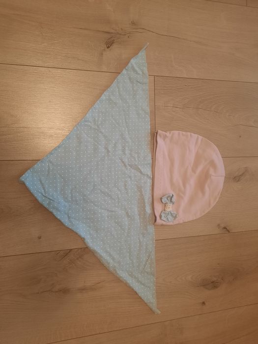 Zestaw czapka i apaszka