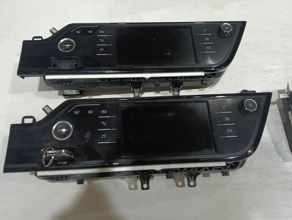Citroen C4 Grande Picasso Spacetourer radio display multimedia 2014A20