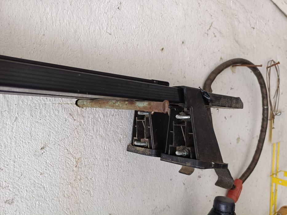 Део Ланос багажник на дах