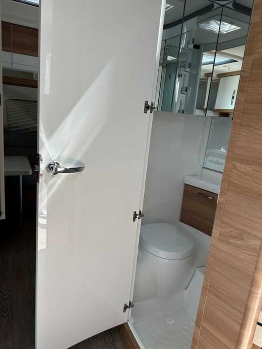 Caravana Hobby 24EG/515