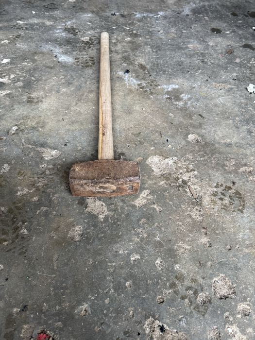 marreta em bom estado