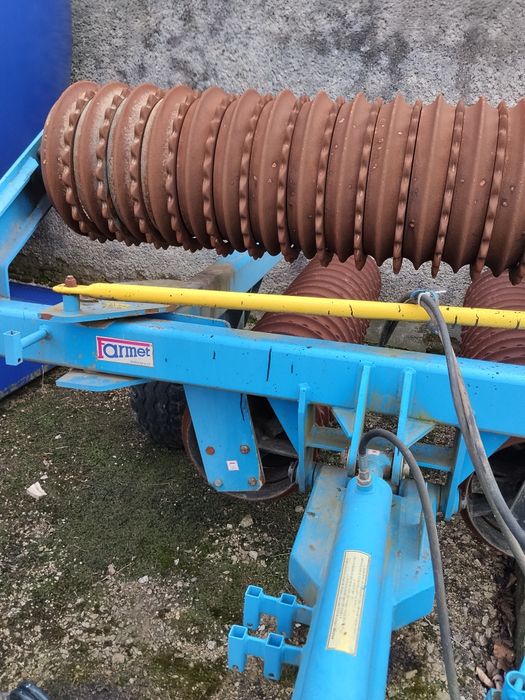 Siewniki do kukurydzy 4-6rzędowe