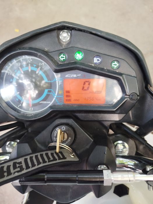 Продам мотоцикл Loncin cr1 150