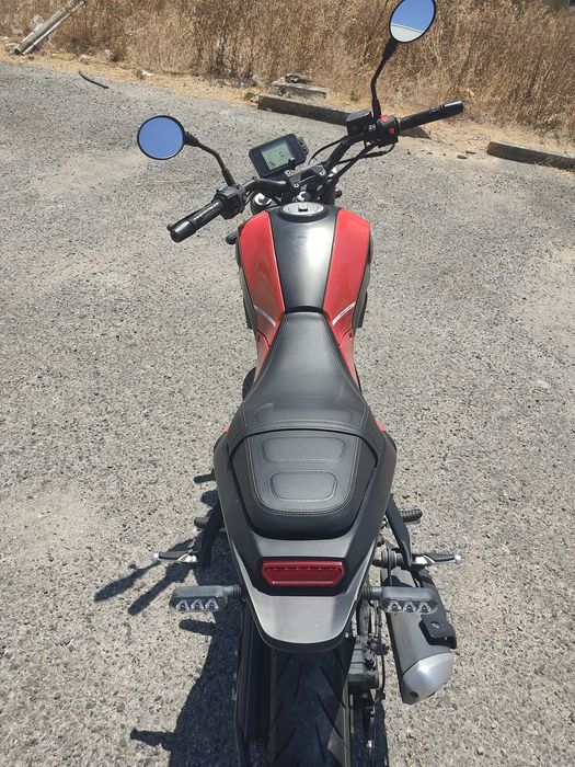 Benelli Leoncino 125cc