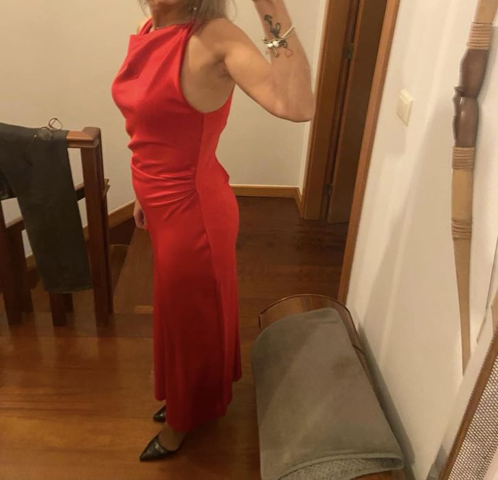 Vestido festa cetim novos Zara tamanho M bege ou vermelho