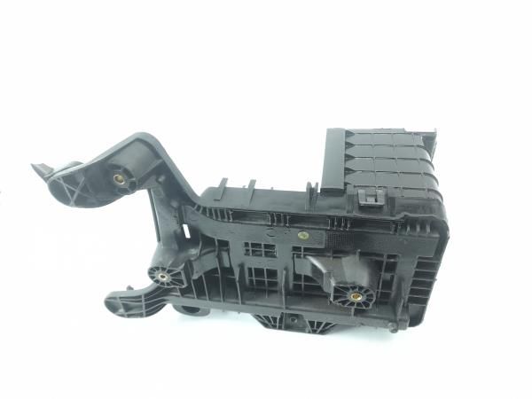Base / caixa da bateria AUDI A3 (8P1)