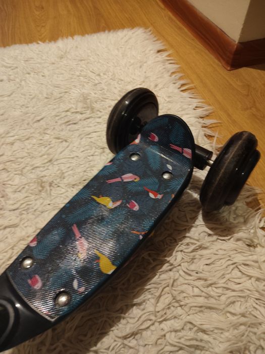 Hulajnoga dla dziewczynki