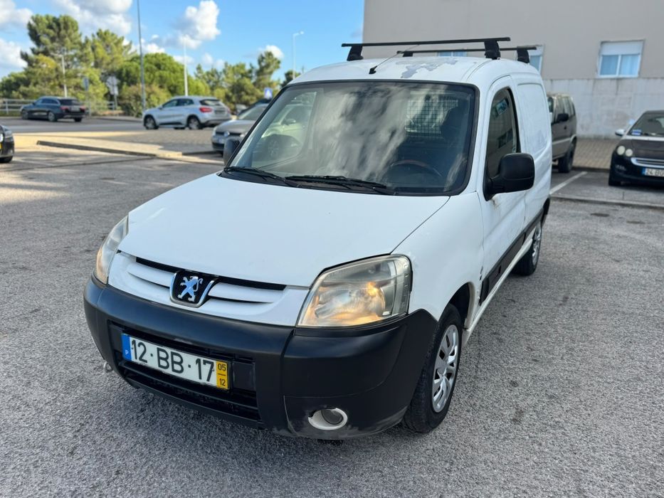 Peugeot partner 2.0 HDI (diesel)ano 2005 em bom estado geral.