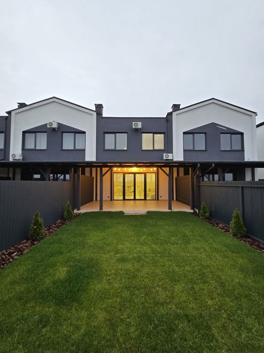 Таунхаус в ЖКМ "New Village біля Ужгород / Стабільний дохід від оренди