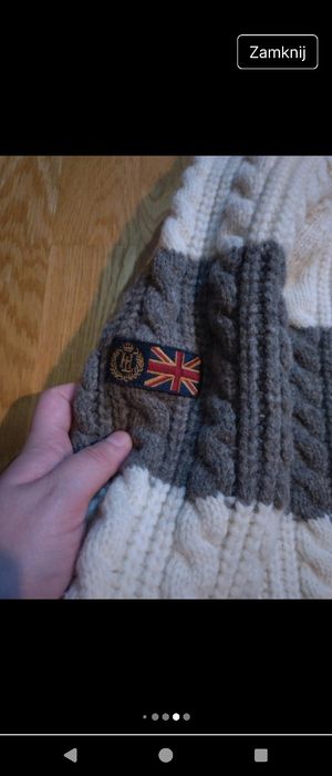 Gruby sweter z paskiem