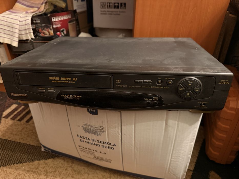 Касетний відеомагнітофон Panasonic nv-ds300