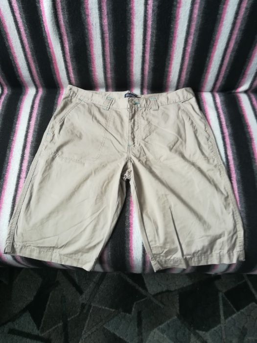 Krótkie spodenki rozmiar 32