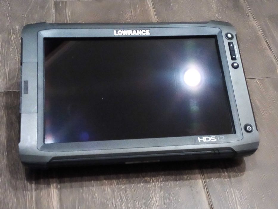 Продам Lowrance HDS-12 Gen2 Touch