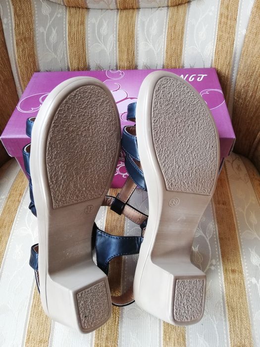 Buty Nowe! Rozmiar 38