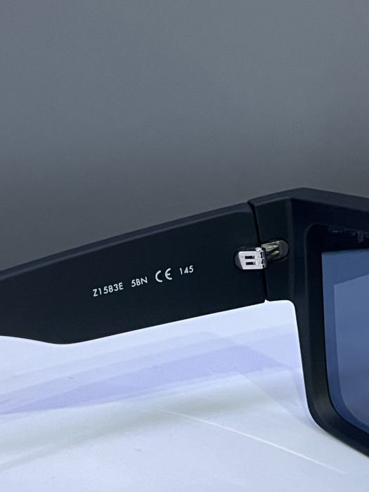 Okulary LV