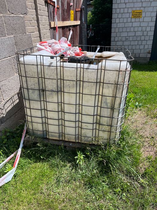 Mauzer 1000l / Zbiornik IBC na deszczówkę, budowę (Uszkodzony zawór)