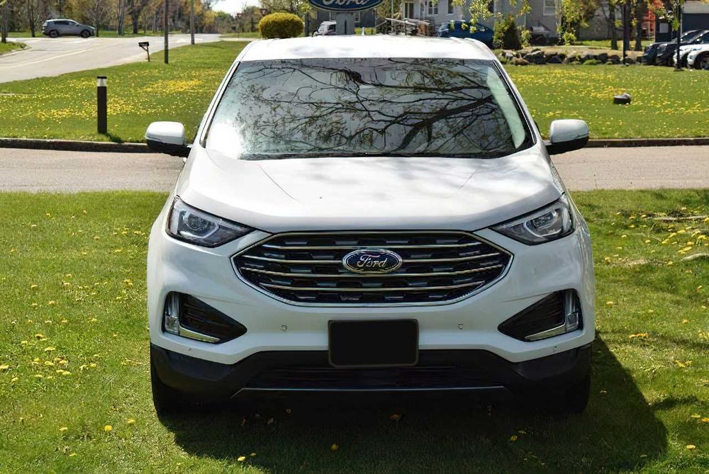 Ford Edge      2021