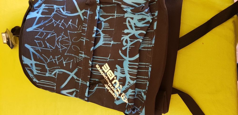 Nova - Mochila Ambar CUBE