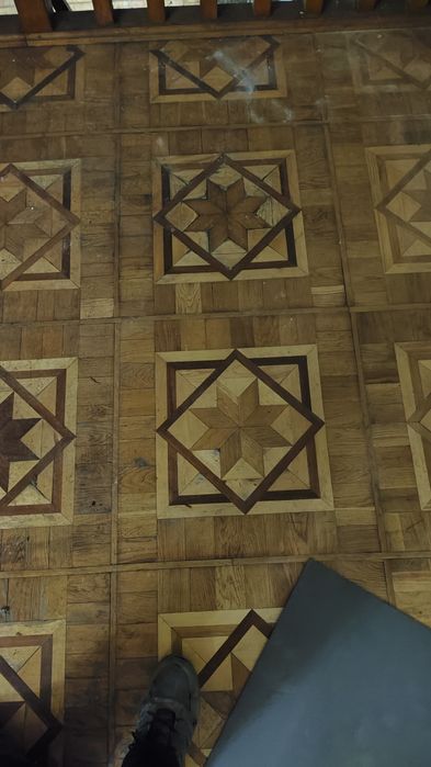 продам антикварний художній щитовий паркет