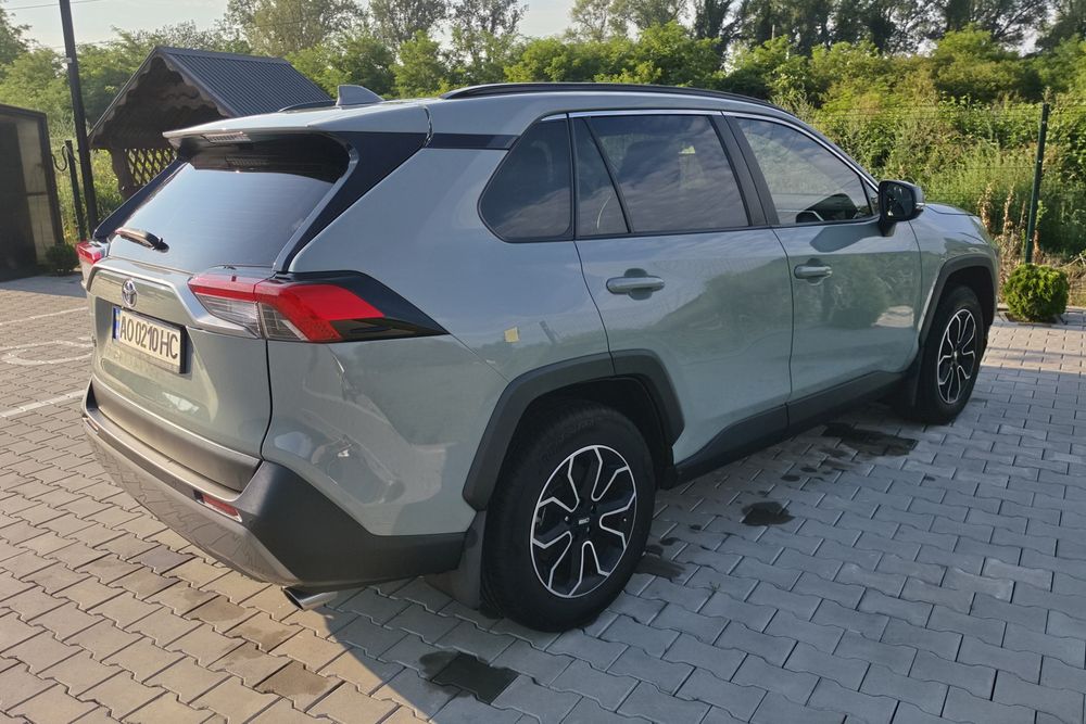 Toyota RAV4 Active 2021
