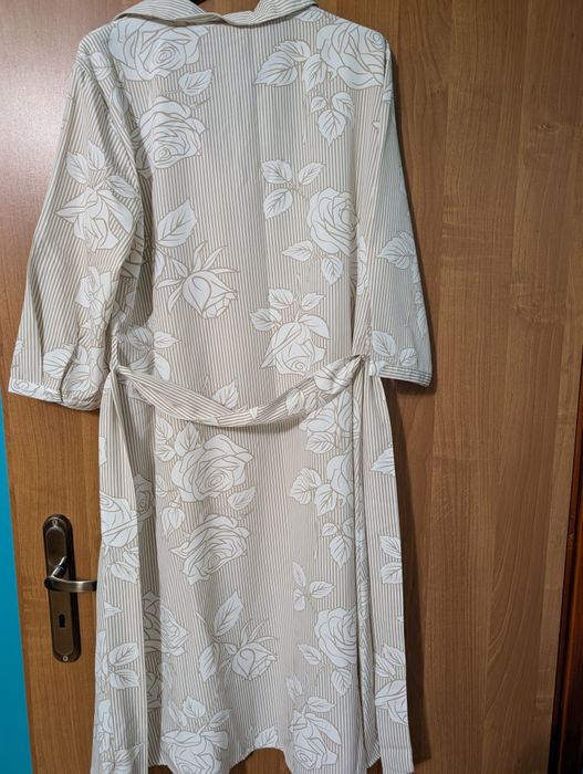 Koszulowa sukienka rozmiar 42