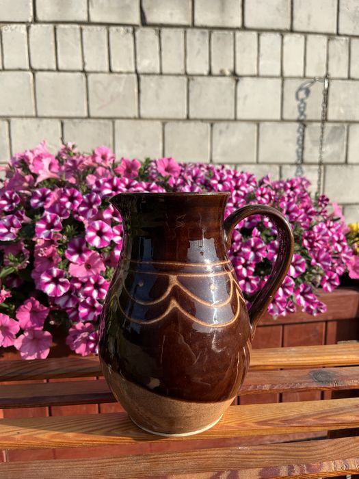 Ceramiczny dzbanek