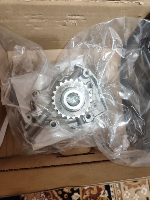 Продам новую помпу део-матиз.