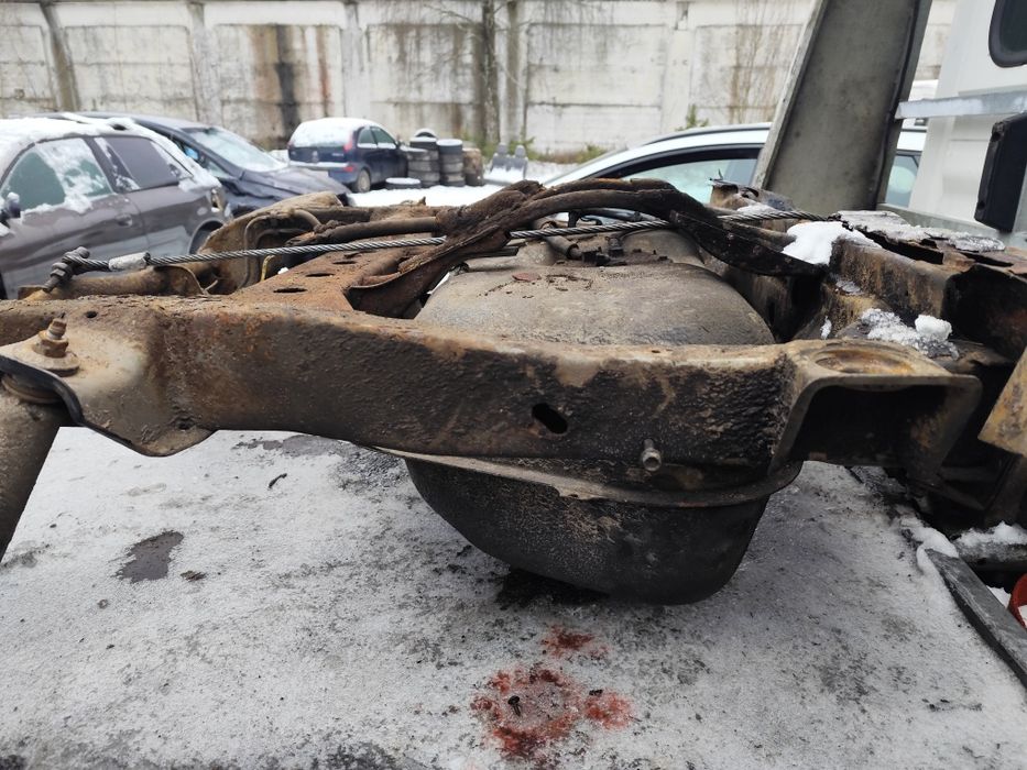 Rama Suzuki Grand Vitara I XL7 5D zbiornik paliwa