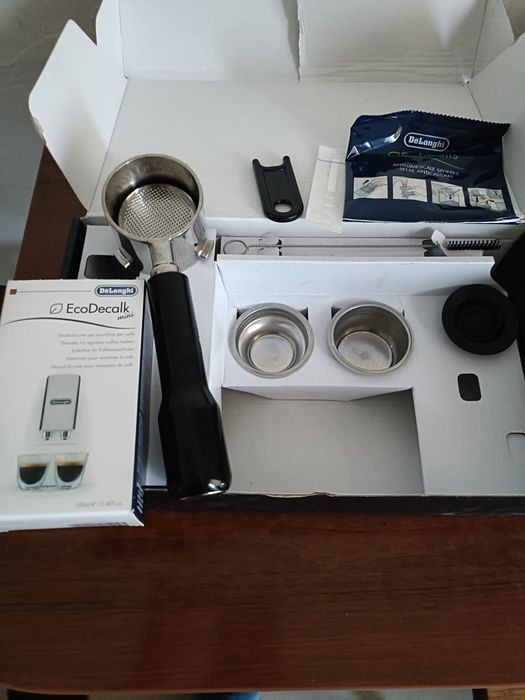 Кавова машина Delonghi La Specialista Нова