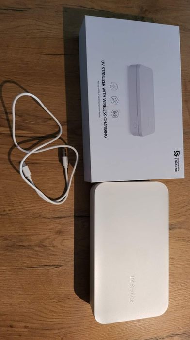 Sterylizator UV z ładowaniem bezprzewodowym Samsung
