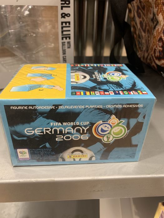 Caixa completa cromos Mundial 2006