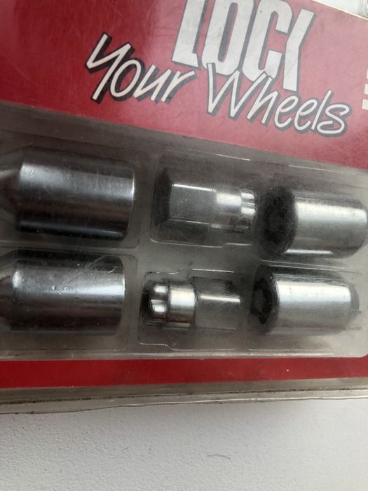 Секретные гайки 12x1.25 Lock your wheels
