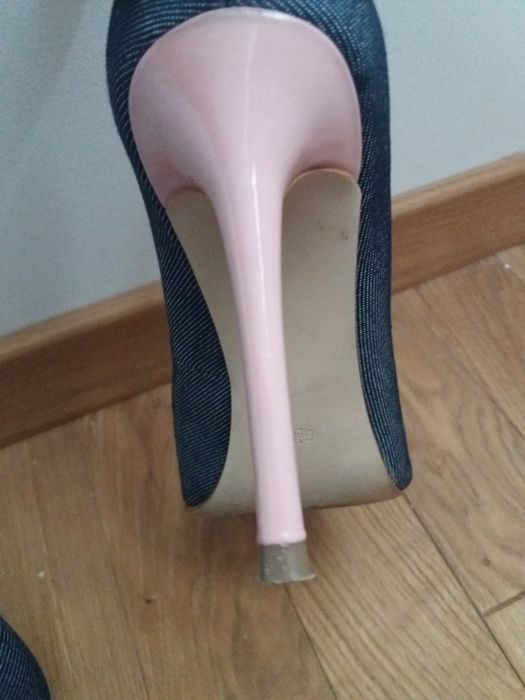 Szpilki guess 37 idealny stan