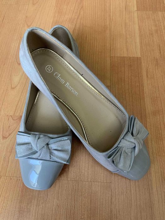 Clara Barson Czółenka na słupku roz. 37