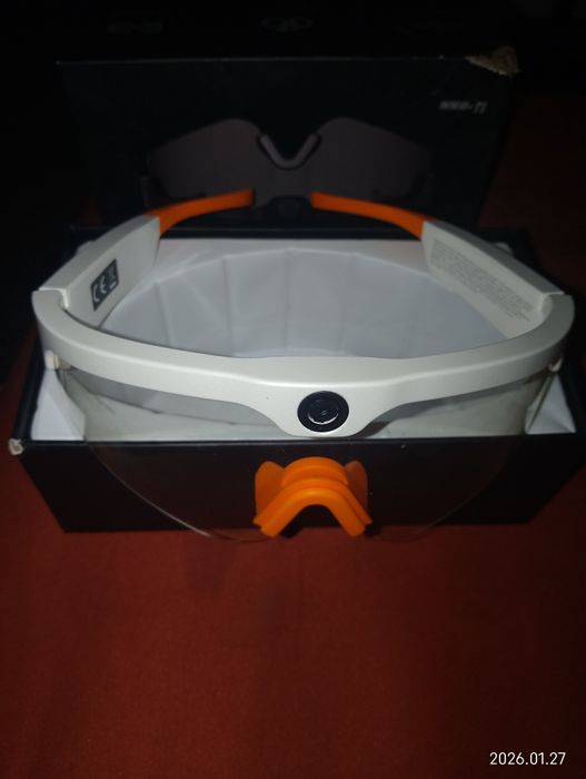 Продаю очки з камерою є блютуз