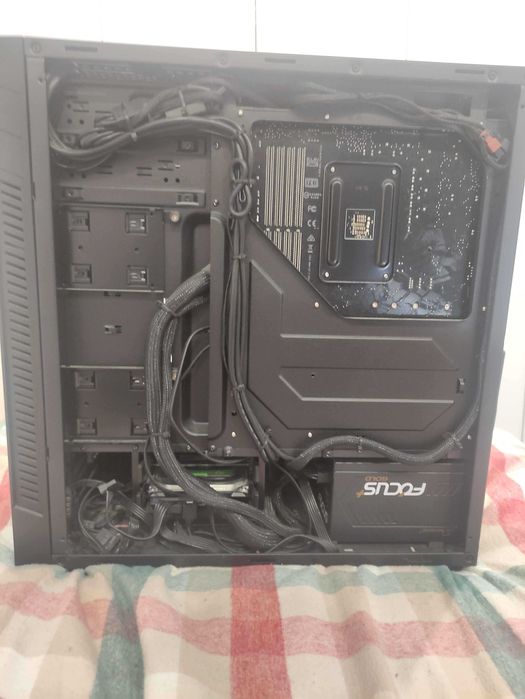 PC Gaming RTX 2060 + Ryzen 7 2700X | 32GB RAM