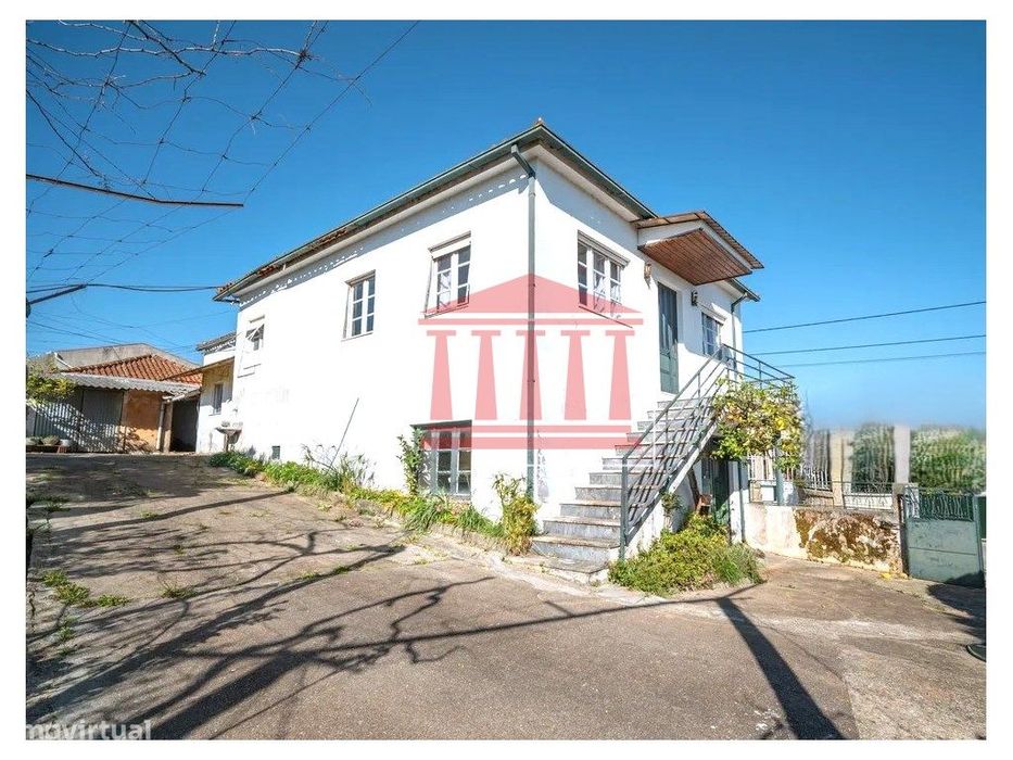 Moradia V4 Com Terreno Para Venda Em G. Stª Maria - Barcelos