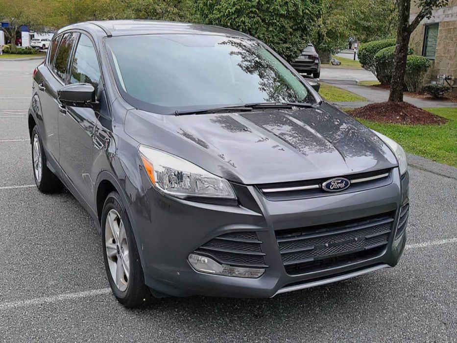 Ford Escape      2015
