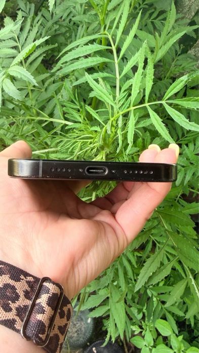 Продам iPhone 16 pro max/256 gb