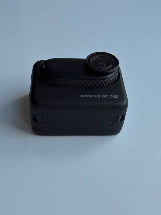Insta360 go3s/64