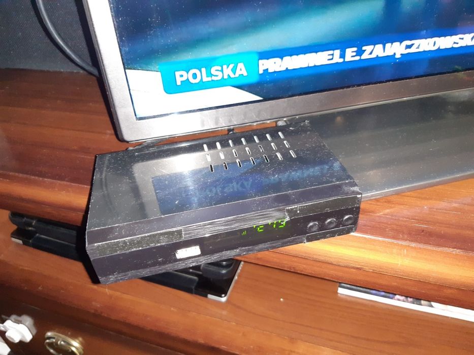 Telewizor LG 32'  32LB650V  + dekoder