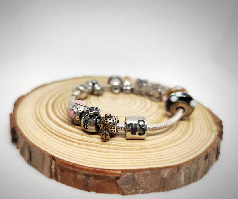 Pulseira Pandora Original em Prata 925 com 11 Contas