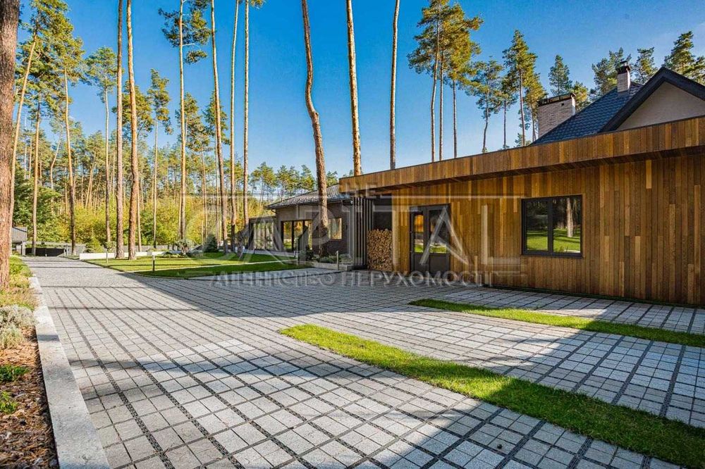 Продаж / Будинок / 440 м2 / Гнідин / вул. Успішна, 7