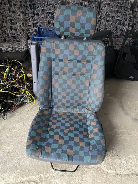 Сидіння віто 638 v220 cdi 2.3td водійське